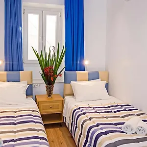 pension-kalogera.hotels-in-mykonosisland.net/