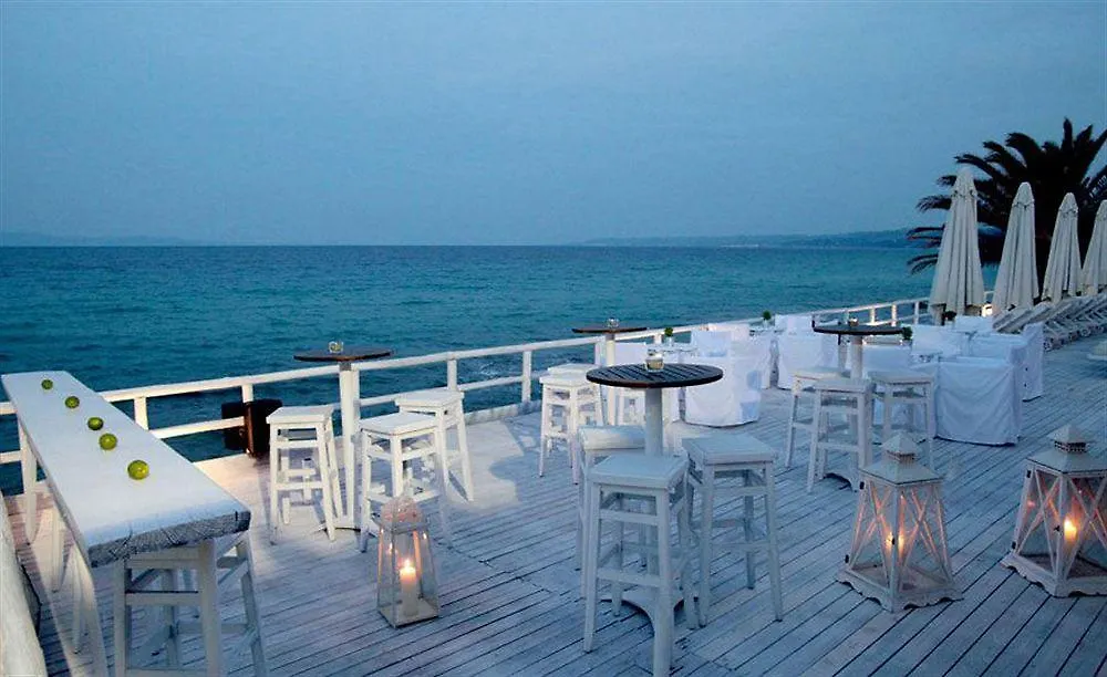 White Suites Afytos Greece