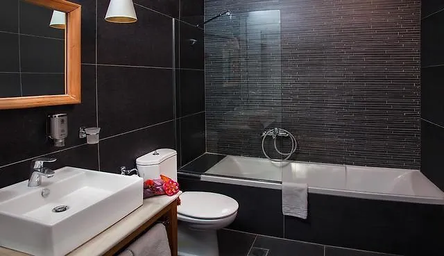 White Suites Afytos